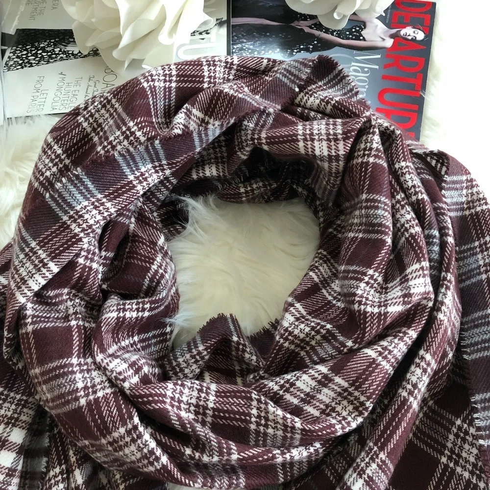 Abercrombie & Fitch Plaid Oversized Scarf